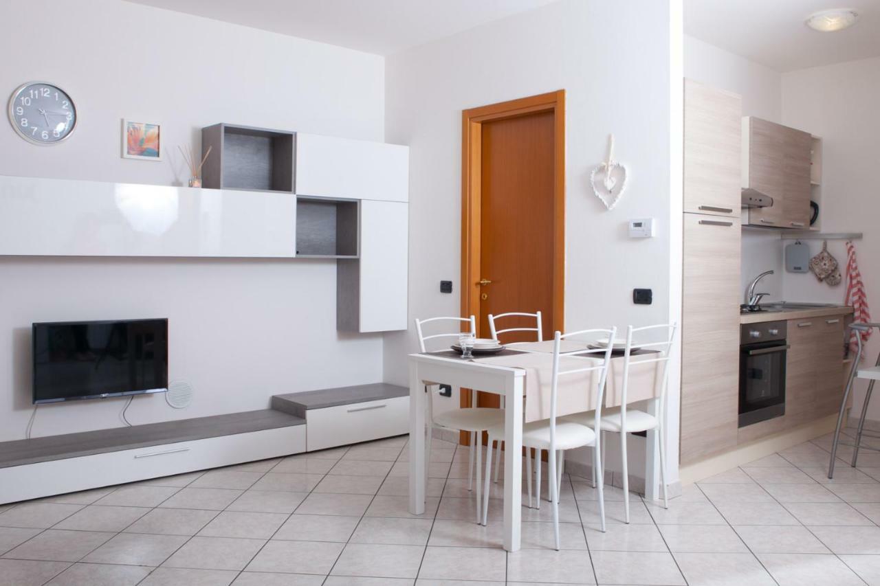 June 13Th Comfort Studio Apartment Omegna Bagian luar foto